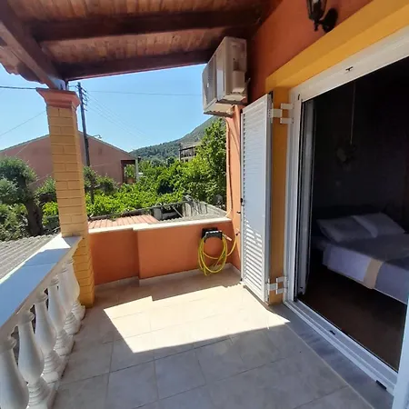 Platouka's House شقة Ágios Matthaíos