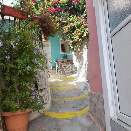 Platouka's House * Ágios Matthaíos